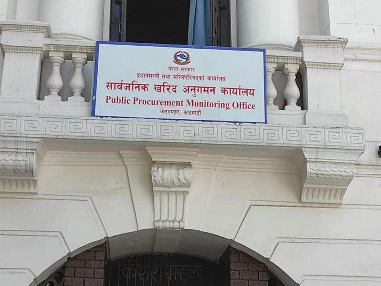 सरकारी ठेक्का लिएर गतिलो काम नगर्ने ११ कम्पनी कालोसूचीमा (सूचीसहित)