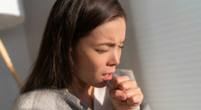 सुख्खा खोकीलाई बेवास्ता नगर्नुहोस्, यो रोगको सङ्केत हुन सक्छ