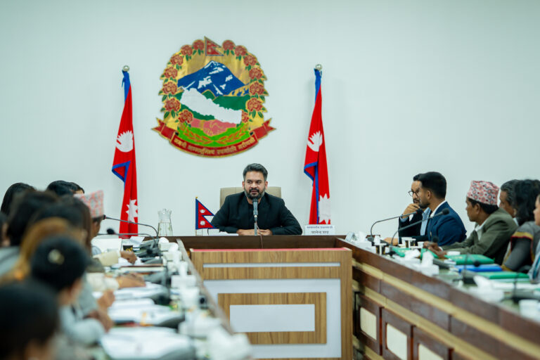 अतिक्रमित सुकुम्बासी बस्ती हटाउन सुरक्षा प्रमुखलाई प्रधानमन्त्रीको निर्देशन