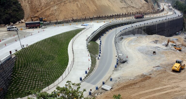 नागढुङ्गा सुरुङमार्ग : सवारी साधनको शुल्क सार्वजनिक