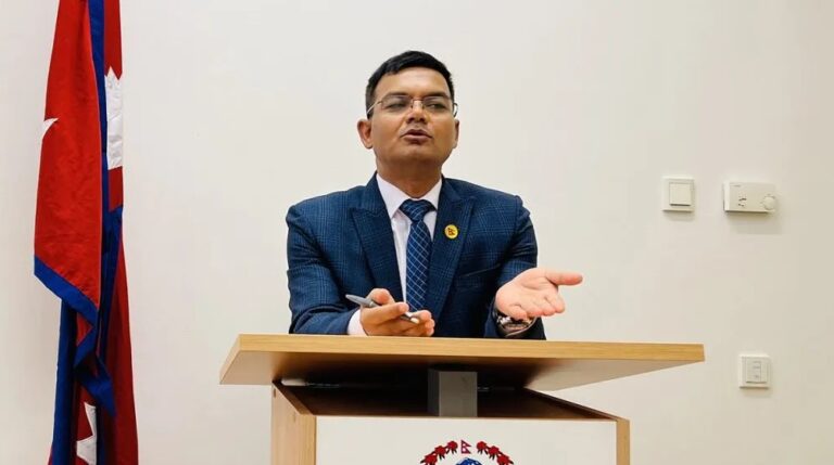 किन प्रहरीको नियन्त्रणमा परे सचिव पुष्कर ?