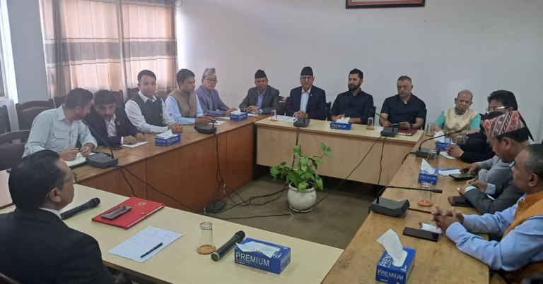 सिंहदरबारमा रविले बोलाएको सर्वदलीय बैठक सुरू: गगन, प्रचण्डसहितका शीर्ष नेता उपस्थित