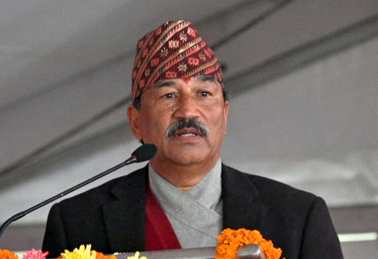कमल थापा भन्छन् : बिचौलिया इनम सापकोटा प्रकरण बालेनका लागि अग्निपरीक्षा